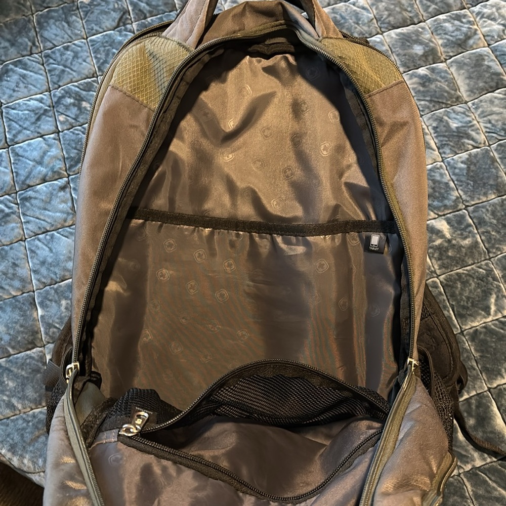 Swiss Backpack - image 3
